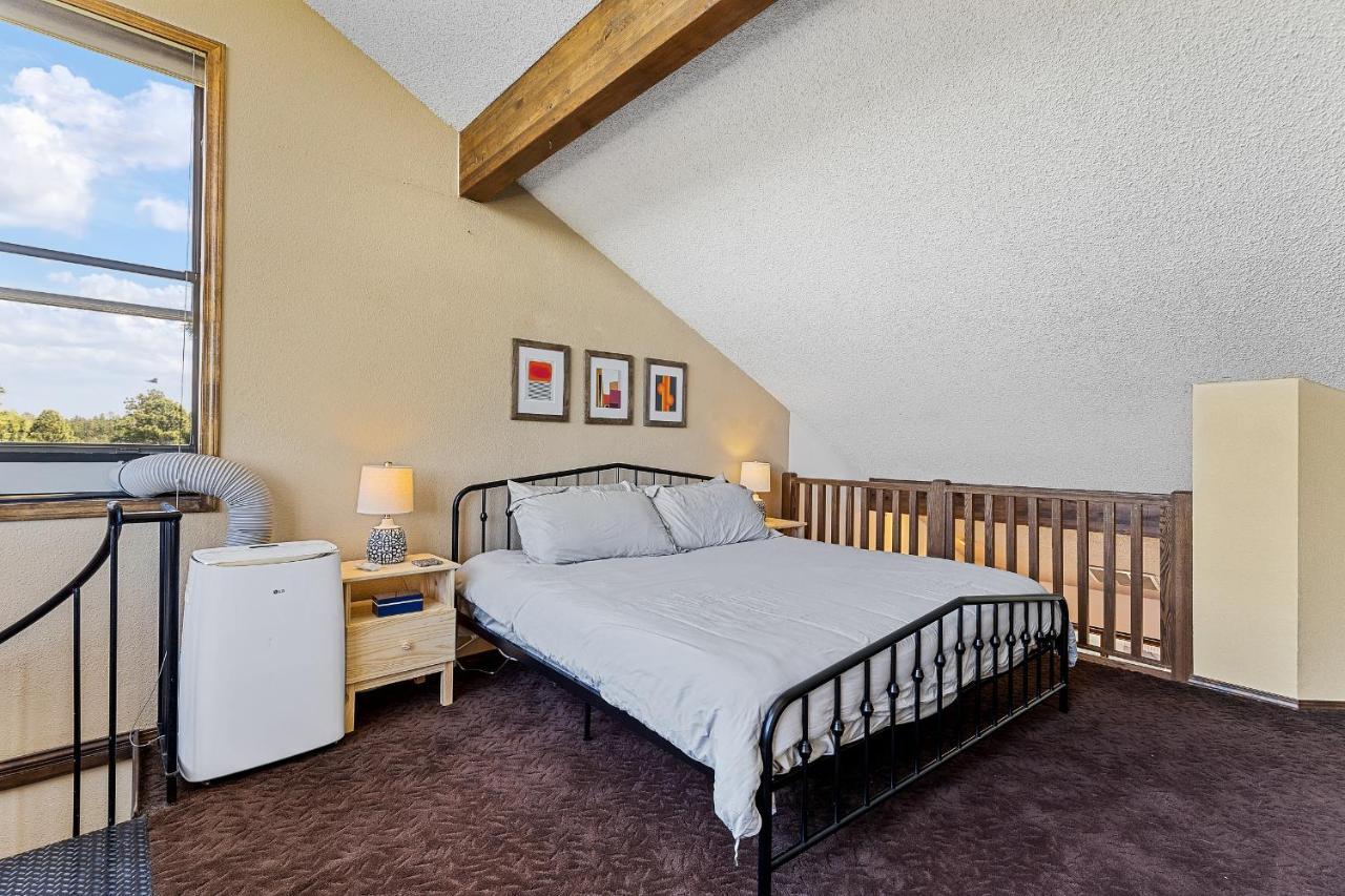 Delightful 1 Bdrm Country Club Retreat With Mt Elden Views! Villa Flagstaff Eksteriør bilde