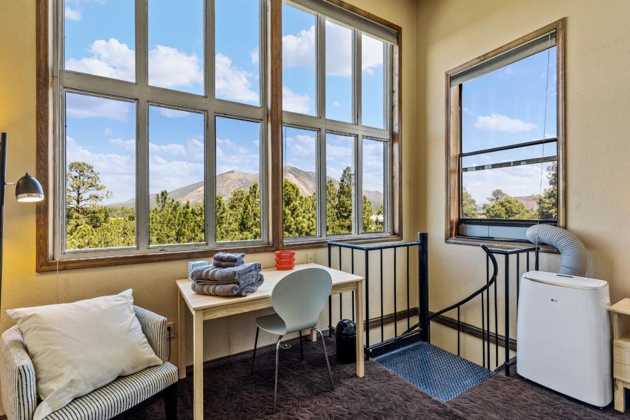 Delightful 1 Bdrm Country Club Retreat With Mt Elden Views! Villa Flagstaff Eksteriør bilde