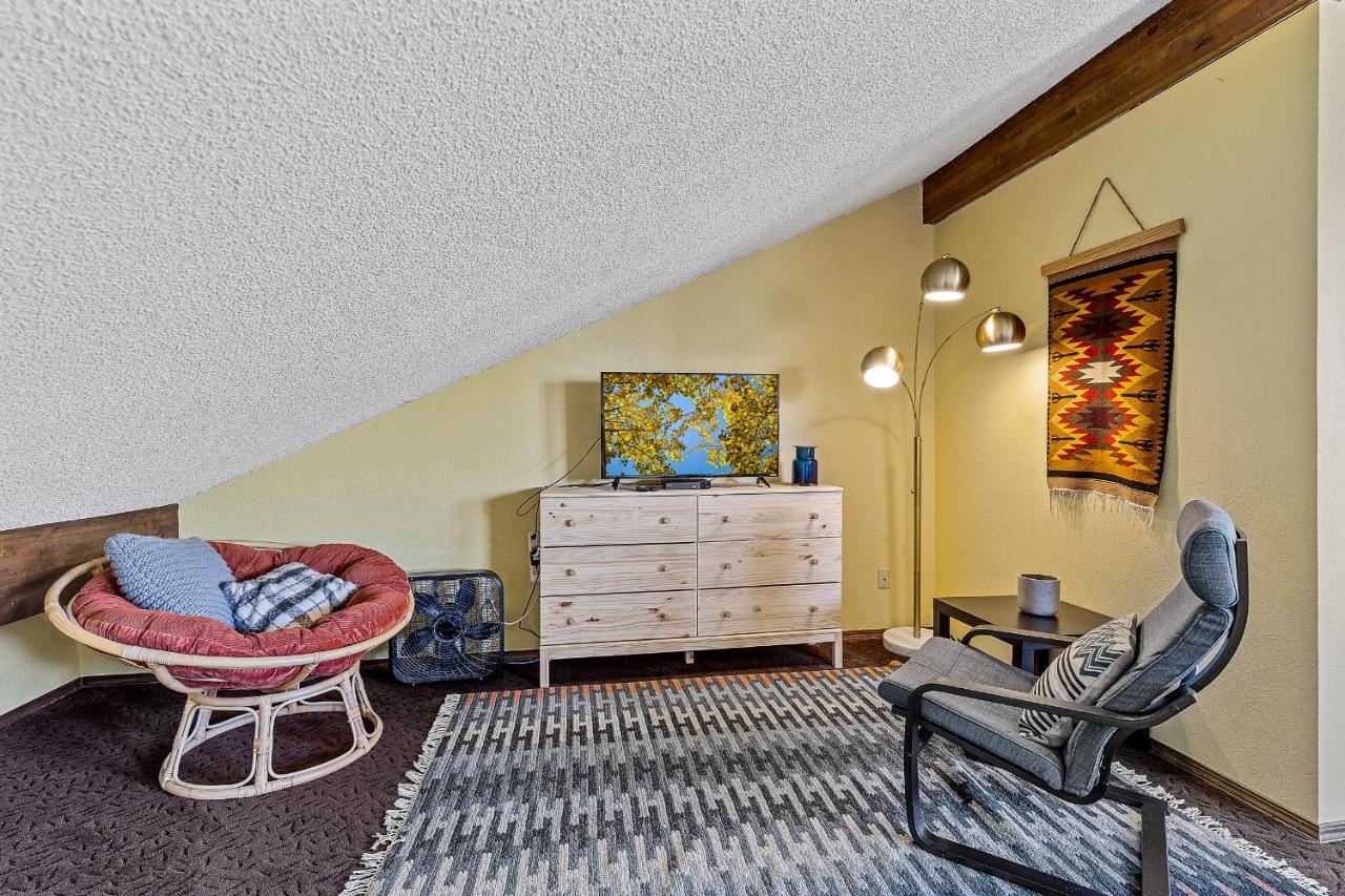 Delightful 1 Bdrm Country Club Retreat With Mt Elden Views! Villa Flagstaff Eksteriør bilde